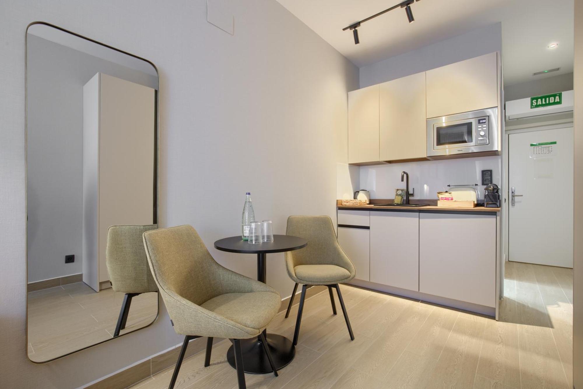 Dobo Madrid Murillo Экстерьер фото