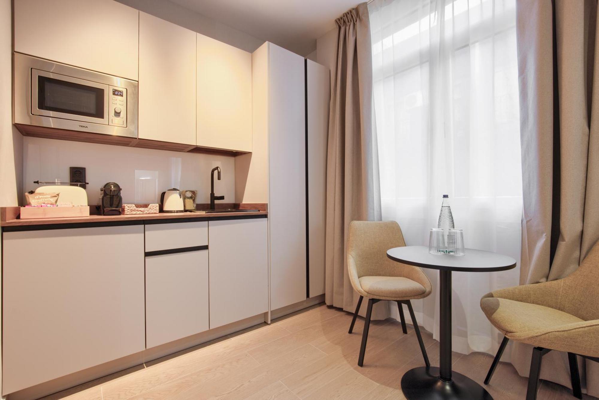 Dobo Madrid Murillo Экстерьер фото